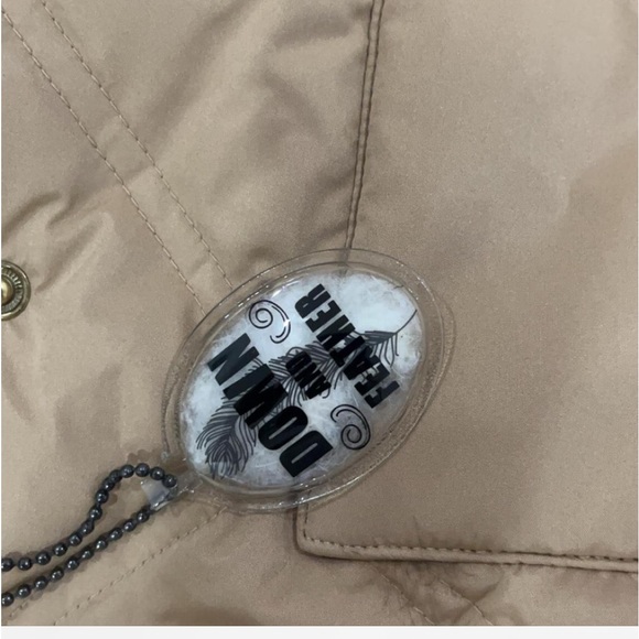 NEW WITH TAG 
st johns bay brand PUFFER JACKET WITH DOWN
size XL - Picture 2 of 9